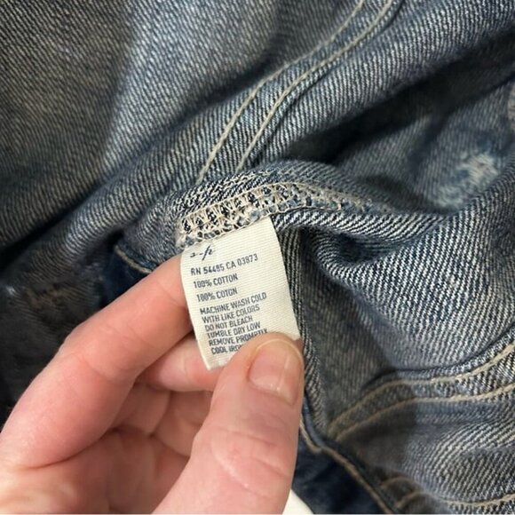 American Eagle Women’s Cropped Dark Navy Blue Jean Denim Jacket Size Small - Picture 3 of 5